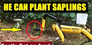 Boston Dynamics : Spot's Got an Arm!