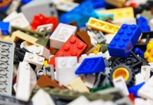 Many fan makers hit by LEGO takedown notices sent by hundreds these last days