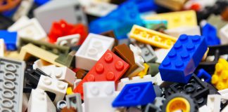 Many fan makers hit by LEGO takedown notices sent by hundreds these last days